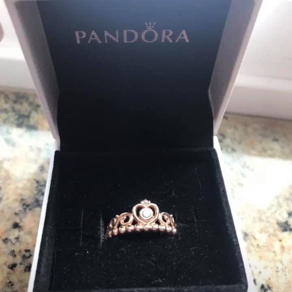 Pandora ring - Picture 2 of 2